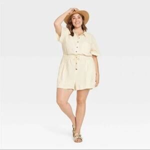 [Universal Thread] Cream Short Sleeve Boilersuit Tie Waist Romper Size Medium M